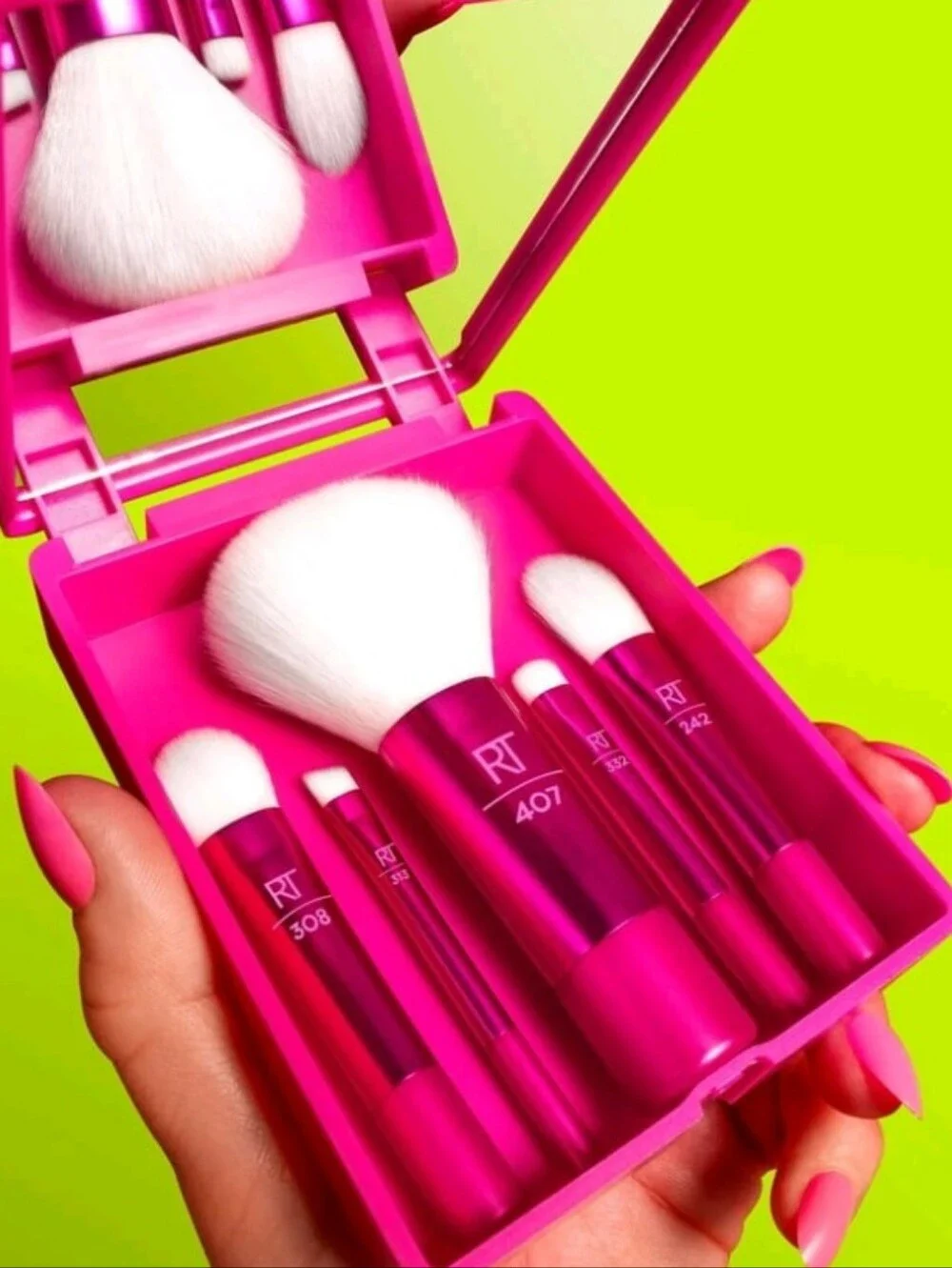 Real Techniques Vivid Escape Glow-To-Go Travel Brush Set